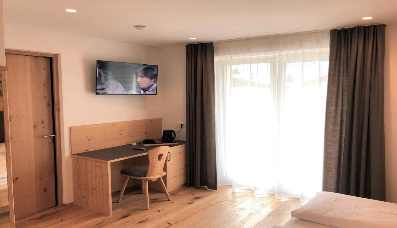 Deluxe Double Room with Balcony,1124391564:JPEG